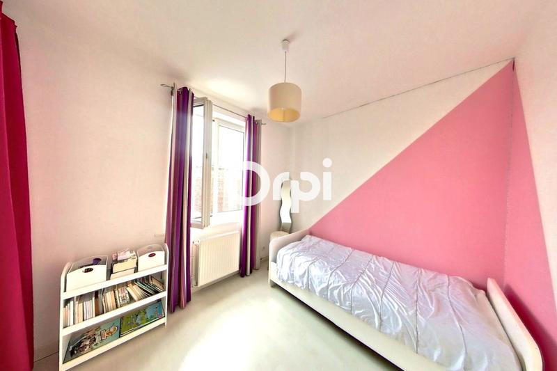 Maison - 92 m² - 4 pièces