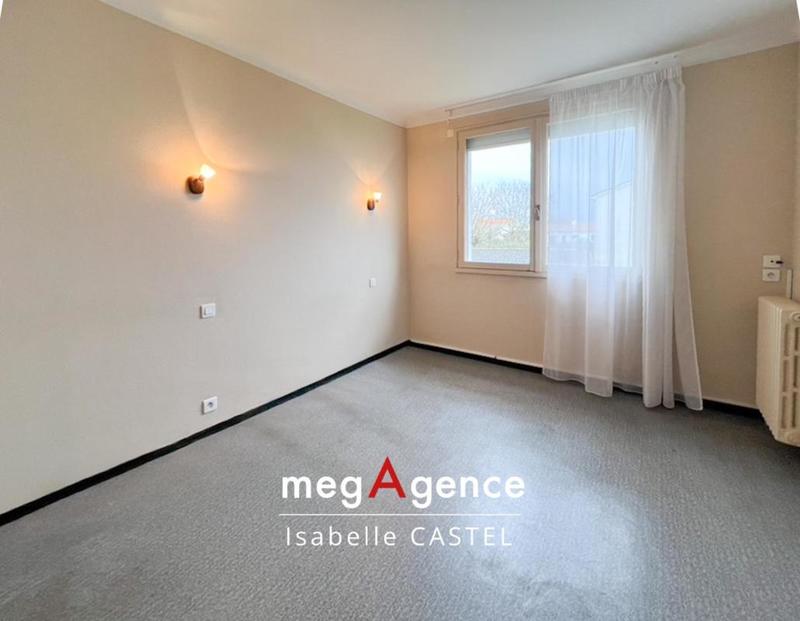 Maison traditionnelle - 104 m² - 6 pièces