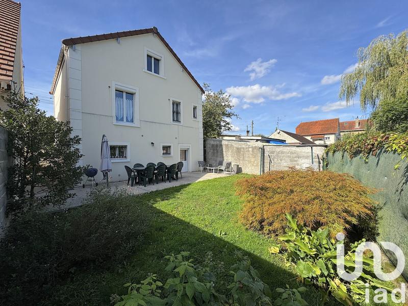 Maison - 107 m² - 5 pièces