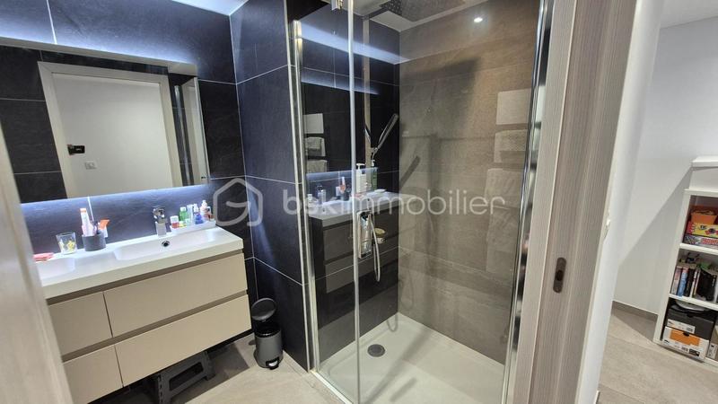 Appartement - 122 m² - 5 pièces