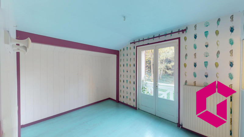 Maison traditionnelle - 205 m² - 6 pièces