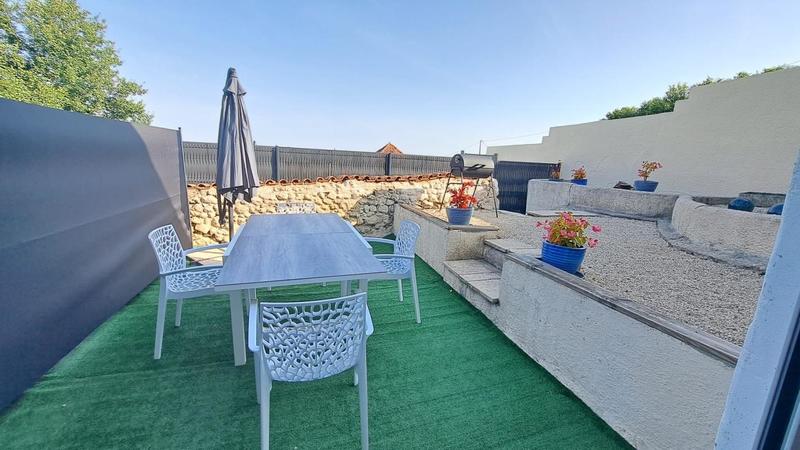 Maison - 430 m² - 19 pièces