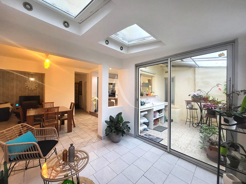 Maison - 90 m² - 4 pièces