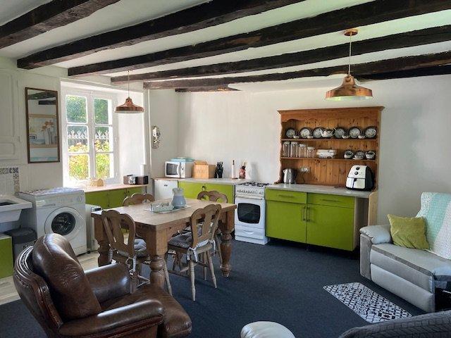 Maison - 213 m² - 8 pièces