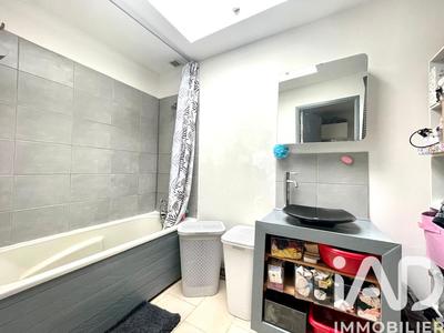 Maison de ville - 103 m² - 5 pièces