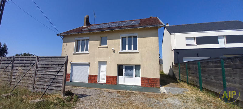 Maison - 150 m² - 10 pièces