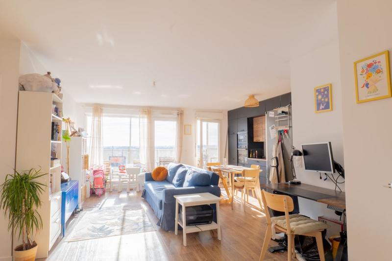 Appartement - 81 m² - 4 pièces