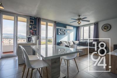 Appartement - 60 m² - 3 pièces