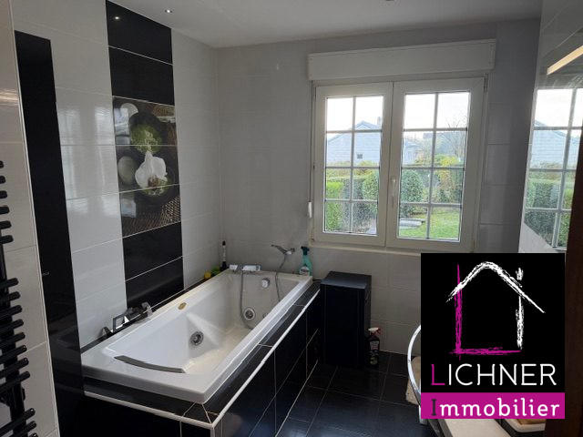 Maison - 111 m² - 5 pièces