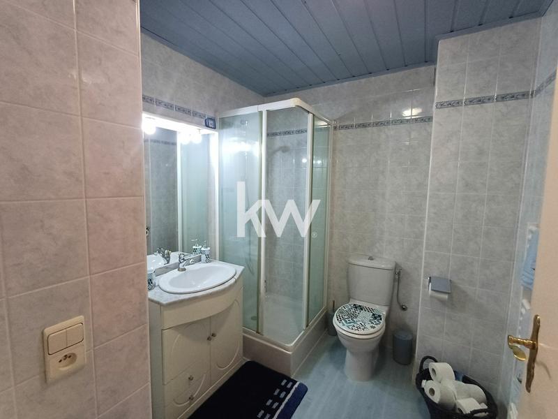 Maison - 339 m² - 15 pièces