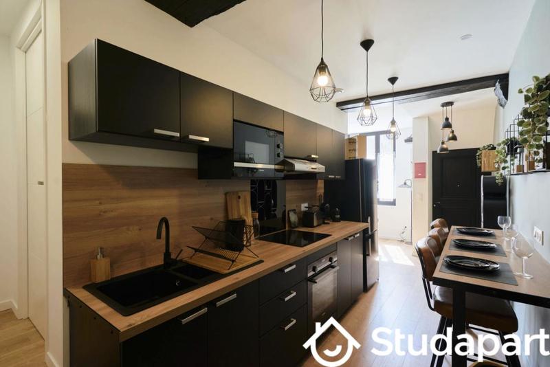 Chambre - 11 m² - 1 pièce