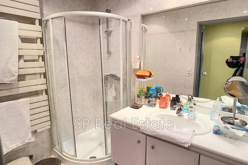 Appartement - 77 m² - 3 pièces