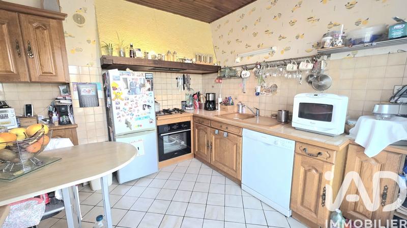 Maison - 137 m² - 5 pièces