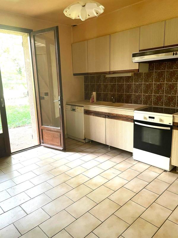 Maison - 98 m² - 5 pièces