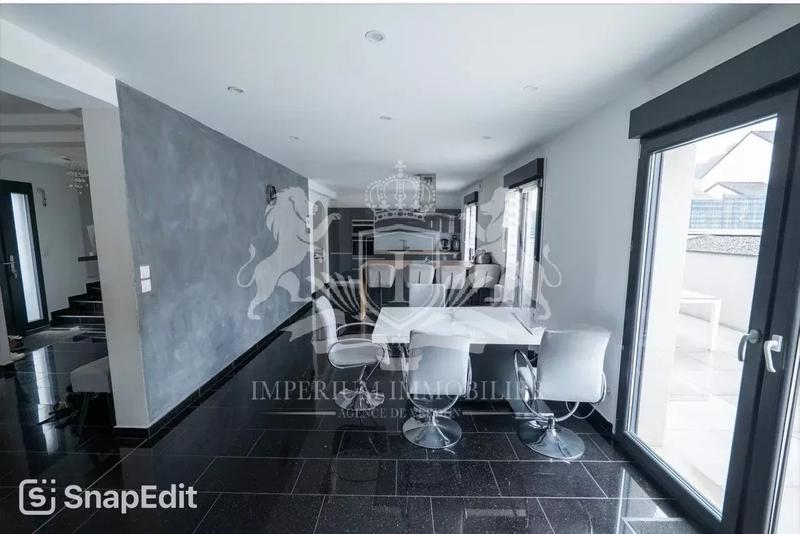 Villa - 170 m² - 7 pièces