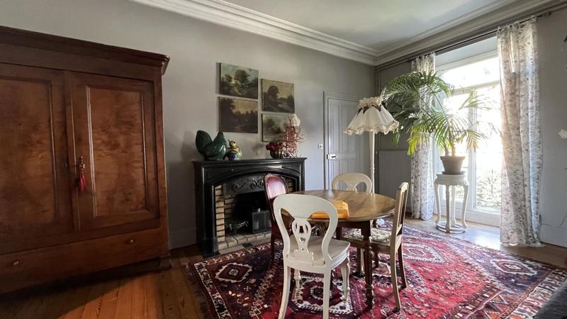 Appartement - 122 m² - 4 pièces