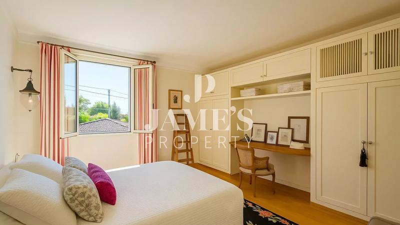 Maison - 158 m² - 5 pièces