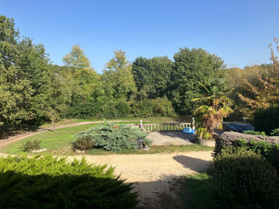 Maison - 316 m² - 18 pièces