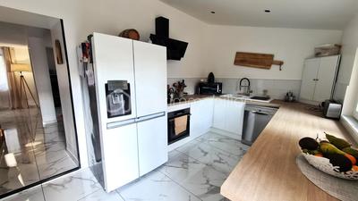 Appartement - 120 m² - 5 pièces