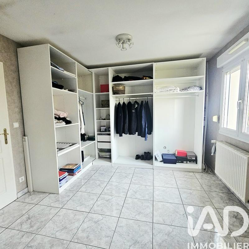 Maison - 102 m² - 5 pièces