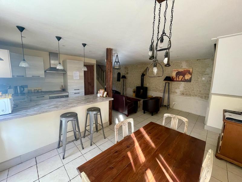 Maison - 511 m² - 35 pièces