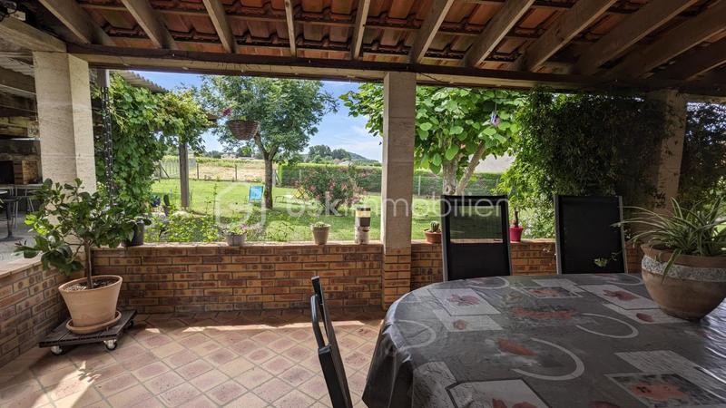 Maison traditionnelle - 203 m² - 7 pièces