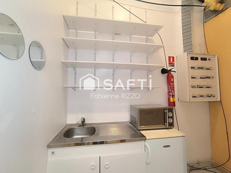 Bureau - 146 m² - 8 pièces