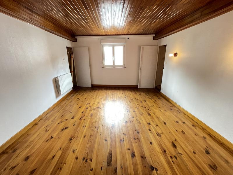 Appartement - 104 m² - 4 pièces