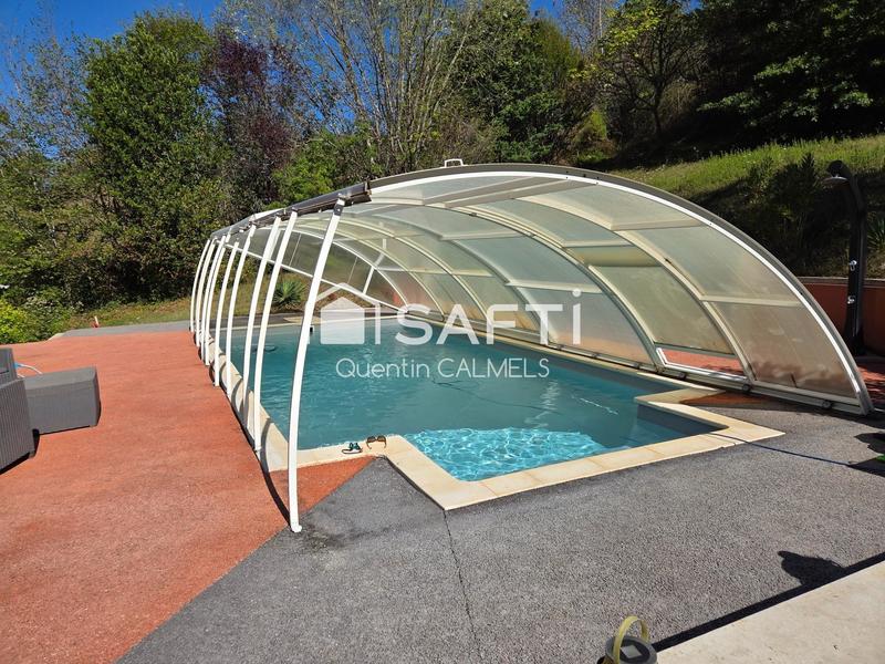 Maison - 220 m² - 4 pièces