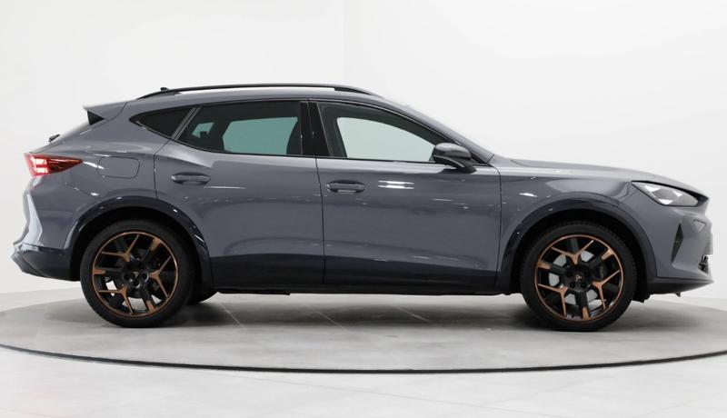 Cupra Formentor 272 Vz Hybride Rechargeable / Coffre Elec Regulateur de Distance Audio Sennheiser Keyless