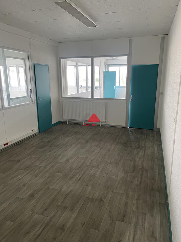 Bureau - 130 m²