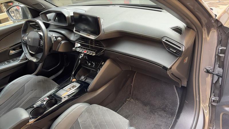 Peugeot 2008 II 1.5 BlueHDi 130 Eat8 Gt Pack