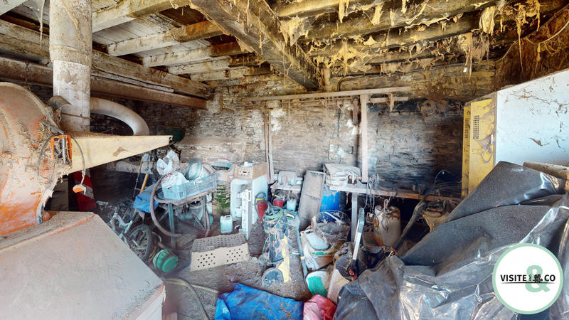 Maison ancienne - 342 m² - 3 pièces