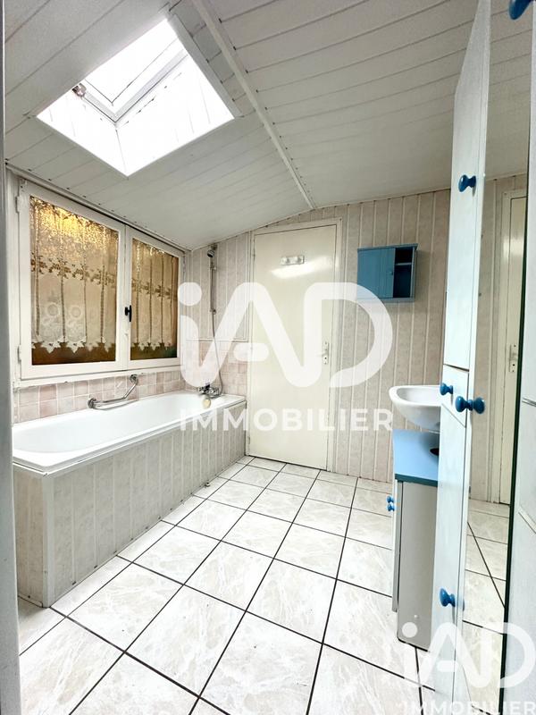 Maison - 104 m² - 4 pièces
