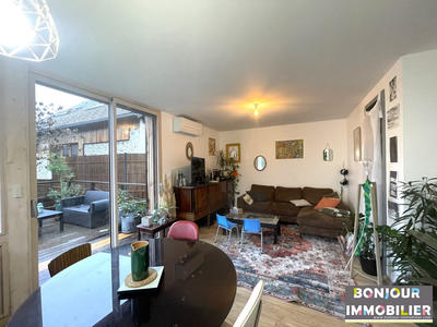 Appartement - 75 m² - 4 pièces