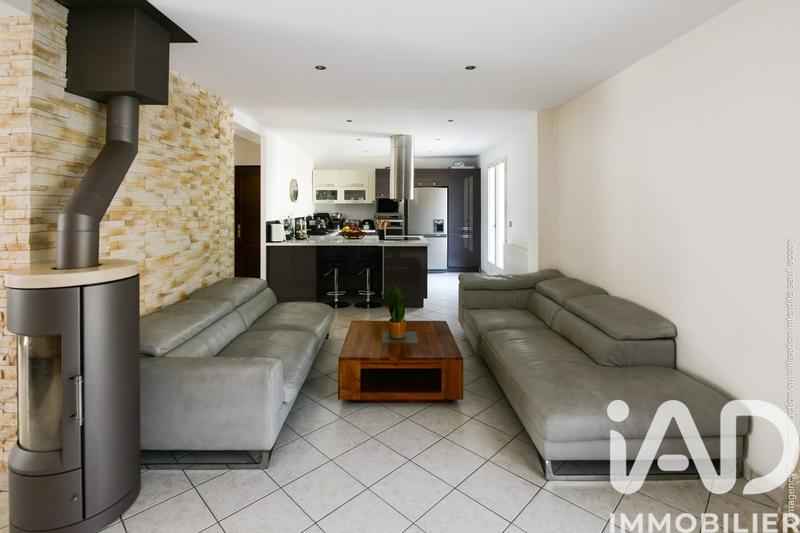 Maison - 146 m² - 7 pièces