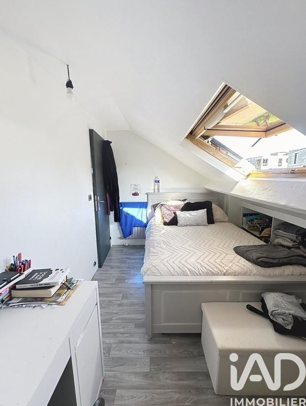 Maison - 90 m² - 5 pièces