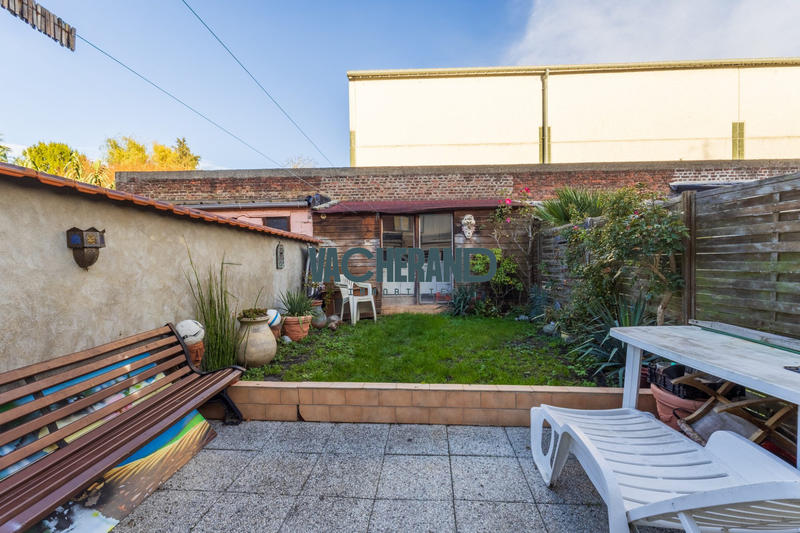 Maison - 96 m² - 5 pièces