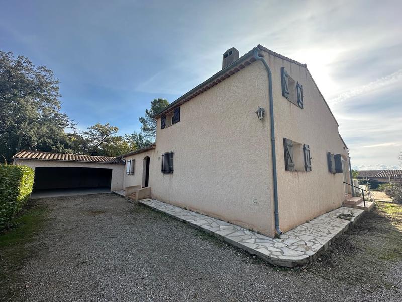 Villa - 182 m² - 8 pièces