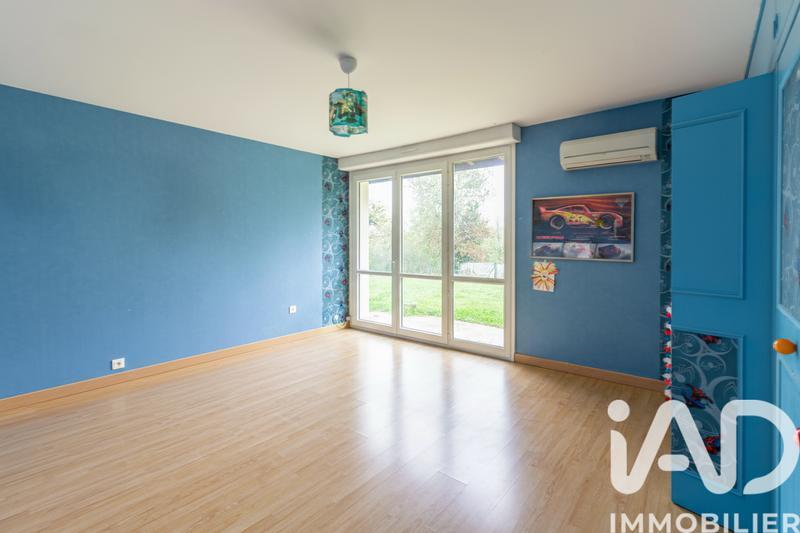 Maison - 257 m² - 8 pièces