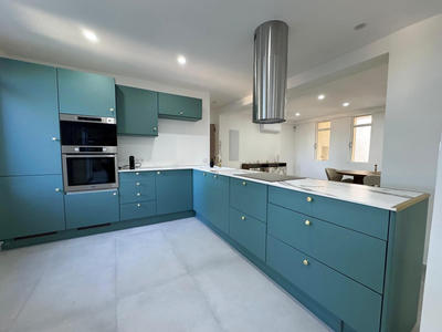 Appartement - 205 m² - 5 pièces