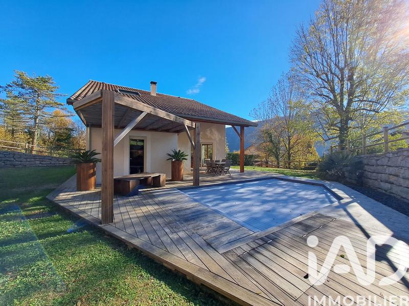 Maison - 143 m² - 5 pièces