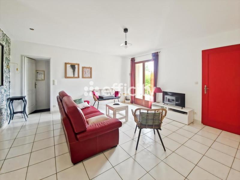 Maison traditionnelle - 100 m² - 6 pièces