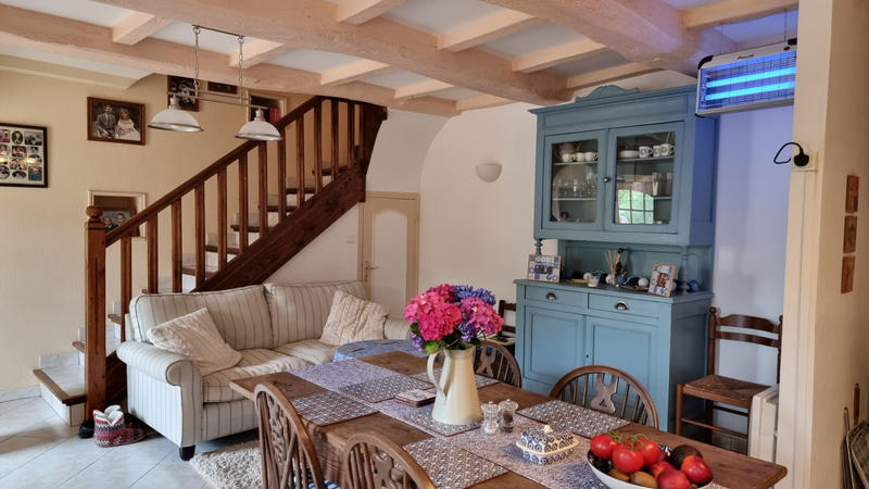 Maison - 156 m² - 9 pièces