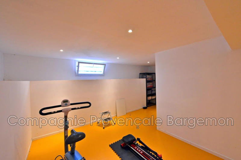 Villa - 180 m² - 7 pièces