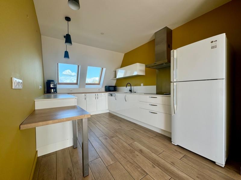 Appartement - 160 m² - 6 pièces