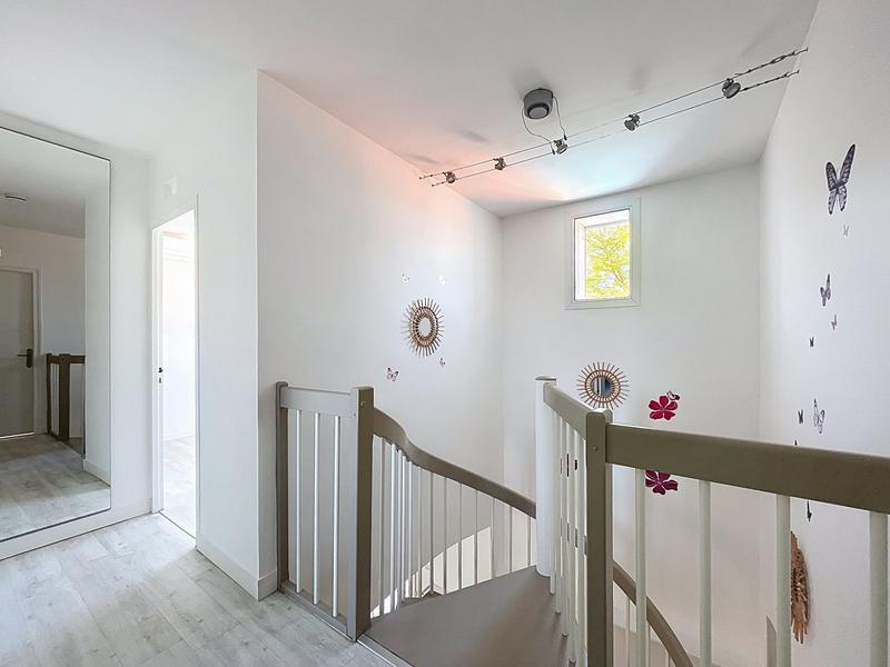 Maison - 144 m² - 6 pièces