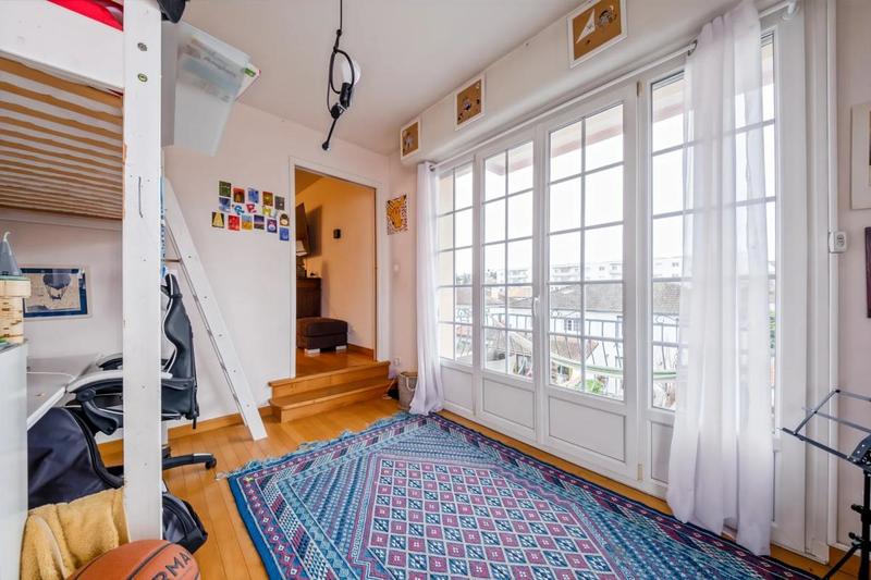 Appartement - 176 m² - 7 pièces