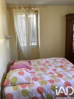 Maison - 600 m² - 8 pièces