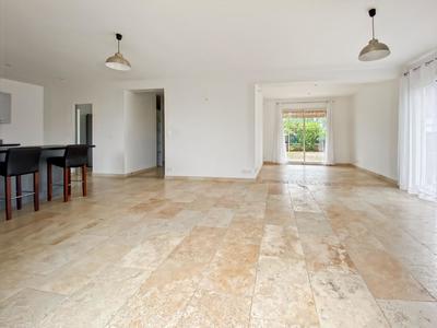 Villa - 186 m² - 8 pièces